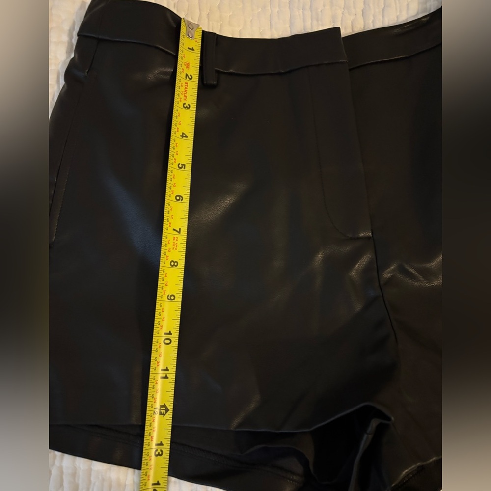 Astr Wynn Shorts - Picture 11 of 12